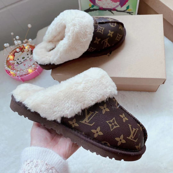 Ugg fashion slippers