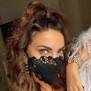 Lacey black mask